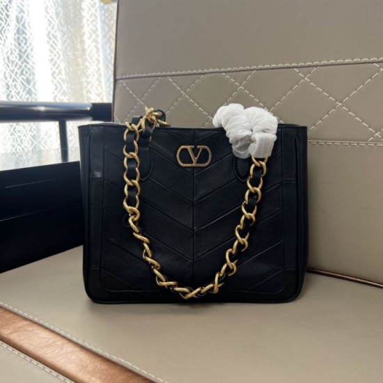 Replica Borsa shopping piccola/media Valentino Garavani Laseine Nero Imitazioni perfette Outlet