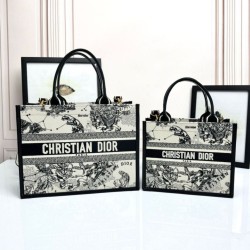 Replica Borsa tote Dior piccola/media Oblique ricamata con stampa animalier bianca Imitazioni perfette Outlet
