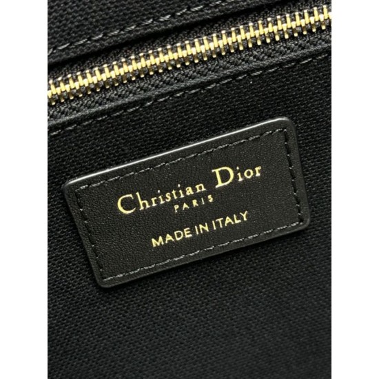 Replica Borsa tote Dior piccola/media Oblique ricamata con stampa animalier bianca Imitazioni perfette Outlet