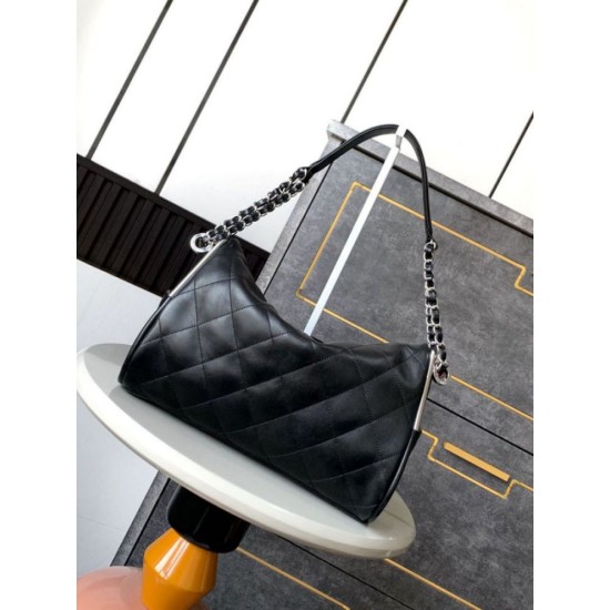 Replica Borsa Chanel Ultimate Soft Hobo piccola/media Vintage trapuntata Nero Imitazioni perfette Outlet