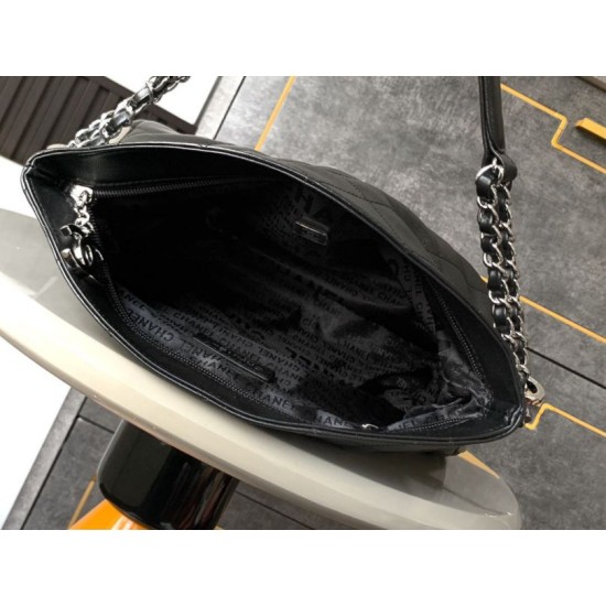 Replica Borsa Chanel Ultimate Soft Hobo piccola/media Vintage trapuntata Nero Imitazioni perfette Outlet