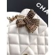 Replica Borsa Chanel Mini Classic Flap Bow 25K con manico superiore AS2431 bianca Imitazioni perfette Outlet