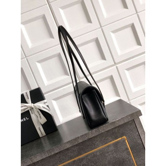 Repliche Borsa Chanel 26P Preppy Coco Flap AS6130 nera False Online Replica Borsa Chanel 26P Preppy Coco Flap AS6130 nera Imitazioni perfette Outlet