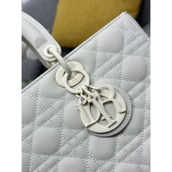 Replica Borsa a mano Dior Lady Dior grande opaca Cannage con patta bianca Imitazioni perfette Outlet