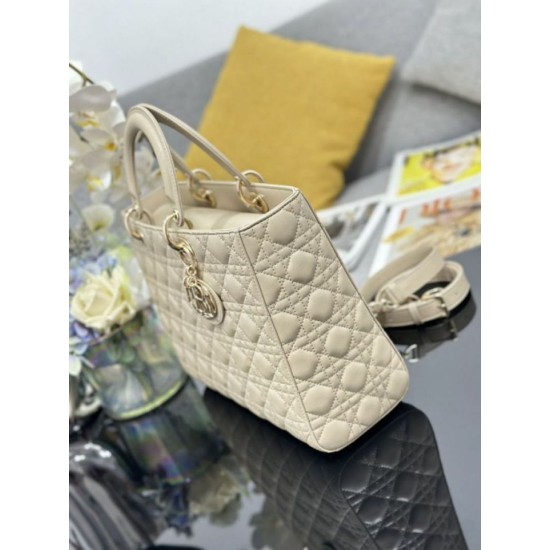 Replica Borsa grande Dior Lady Dior agnello trapuntata cannage beige Imitazioni perfette Outlet