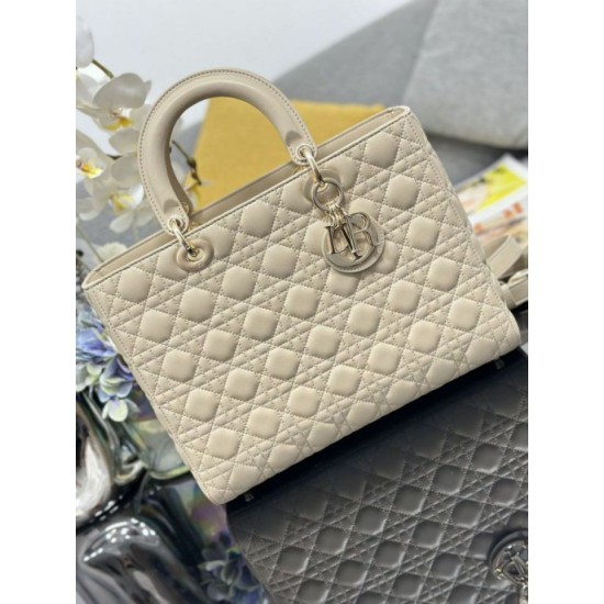 Replica Borsa grande Dior Lady Dior agnello trapuntata cannage beige Imitazioni perfette Outlet