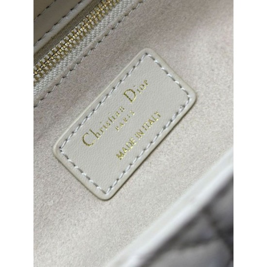Replica Borsa grande Dior Lady Dior agnello trapuntata cannage beige Imitazioni perfette Outlet