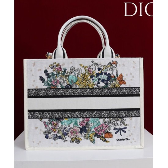 Replica Dior Fortunato Media Dior Book Tote Dior Bianco Imitazioni perfette Outlet