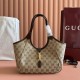 Premio Repliche Borsa tote piccola Gucci Mercato 866646 tela GG marrone Imitazione Outlet Online