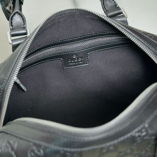Premio Repliche Borsa da viaggio piccola Gucci GG Emblem da uomo 855789 Nero Imitazione Outlet Online