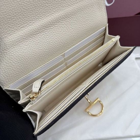 Premio Repliche Portafoglio continentale Gucci Half Horsebit 848791 Bianco Imitazione Outlet Online