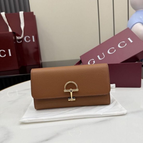 Premio Repliche Portafoglio continentale Gucci Half Horsebit 848791 Marrone Imitazione Outlet Online