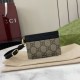 Premio Repliche Porta carte Gucci GG Emblem con cinturino 819121 Nero Imitazione Outlet Online