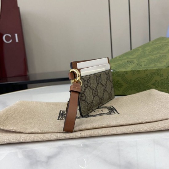 Premio Repliche Porta carte Gucci GG Emblem con cinturino 819121 Marrone Imitazione Outlet Online