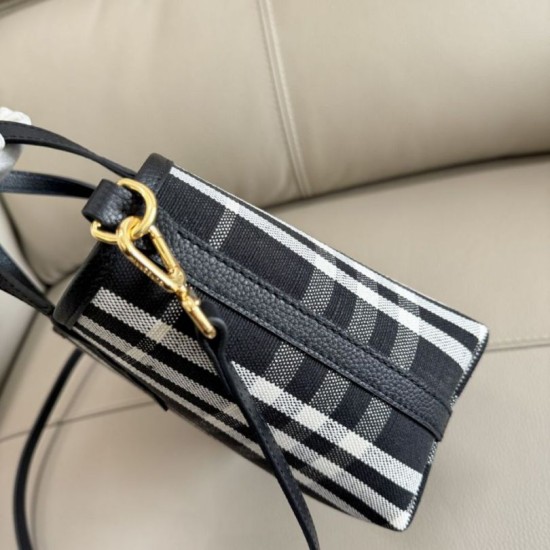 Premio Repliche Borsa tote Burberry Mini Reversible Bloomsbury Check nera/Blu Imitazione Outlet Online