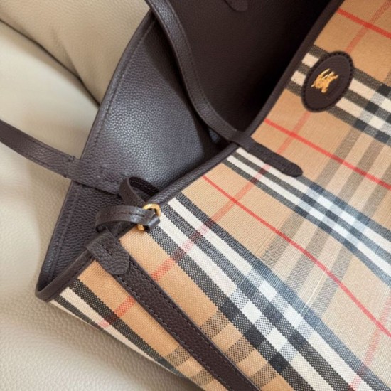 Premio Repliche Borsa tote Burberry Bloomsbury Highlands reversibile media Imitazione Outlet Online