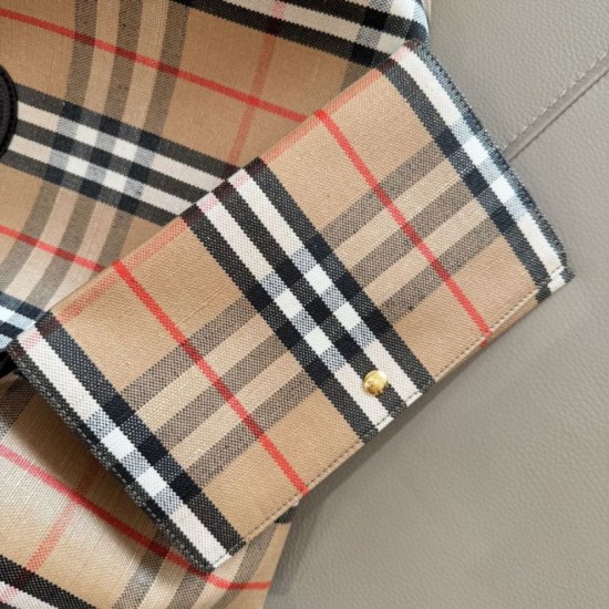 Premio Repliche Borsa tote Burberry Bloomsbury Highlands reversibile media Imitazione Outlet Online