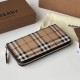 Premio Repliche Portafoglio con cerniera Burberry Vintage Check E-canvas Imitazione Outlet Online
