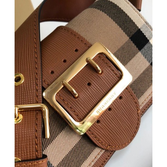 Premio Repliche Borsa a tracolla piccola con fibbia Burberry Caffè Imitazione Outlet Online