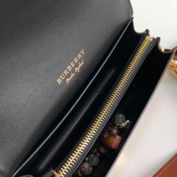 Premio Repliche Borsa a tracolla piccola con fibbia Burberry Caffè Imitazione Outlet Online