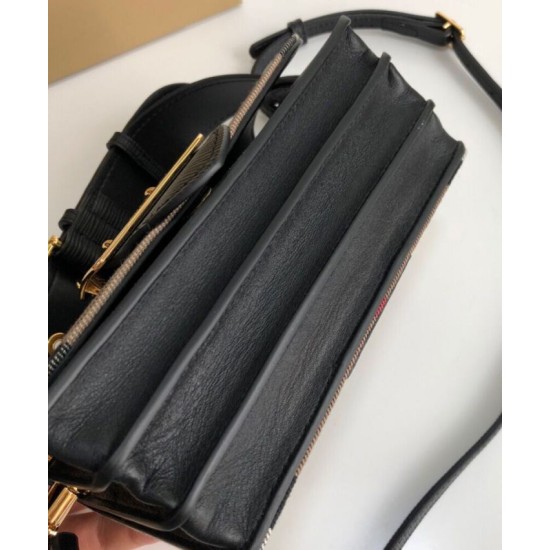 Premio Repliche Borsa a tracolla piccola con fibbia Burberry Nera Imitazione Outlet Online
