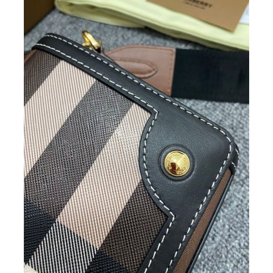 Premio Repliche Borsa Burberry con manico superiore nera Imitazione Outlet Online