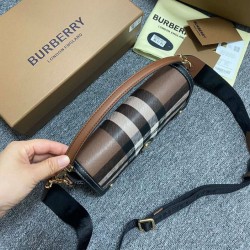 Premio Repliche Borsa Burberry con manico superiore nera Imitazione Outlet Online