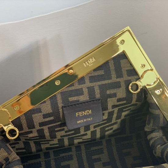 Replica Borsa Fendi First Small In Nappa Blu Scuro