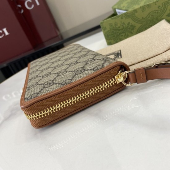 Premio Replica Portafoglio Gucci GG Emblem Zip Around 821803/819122 Marrone Imitazione Outlet Italia