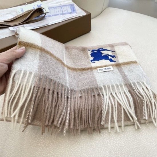 Premio Replica Sciarpa Cashmere Burberry Equestrian Knight Check 32 x 180 beige Imitazione Outlet Italia