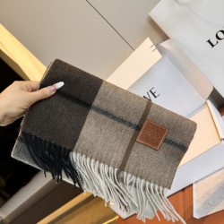 Premio Replica Sciarpa Loewe double-face cashmere con motivo a scacchi 30 x 180 Imitazione Outlet Italia