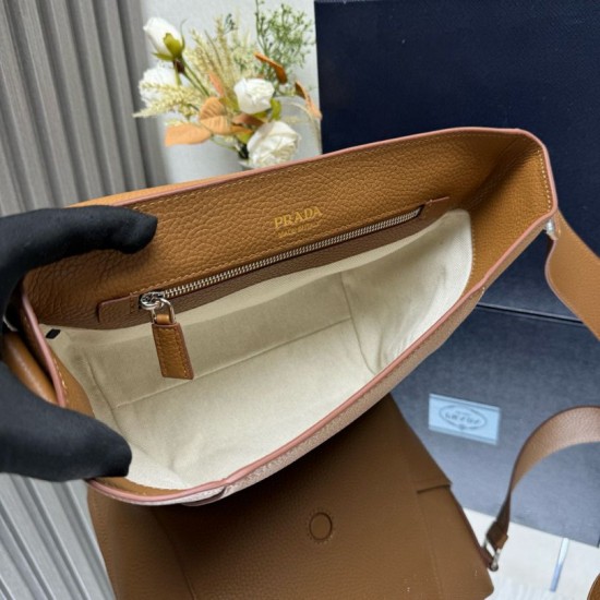 Premio Replica Borsa a tracolla Prada messenger 2VD069 marrone Imitazione Outlet