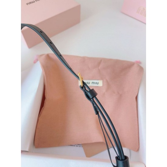 Premio Replica Cintura con fibbia color oro Miu Miu 15mm Nero Imitazione Outlet