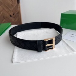 Replica Premium Cintura Intreccio Intreccio Reversibile Check Da Uomo Bottega Veneta Nero Oro Imitazione Outlet