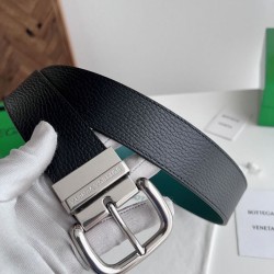 Replica Premium Cintura reversibile in pelle da uomo BV Nero/Blu Imitazione Outlet