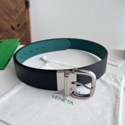 Replica Premium Cintura reversibile in pelle da uomo BV Nero/Blu Imitazione Outlet