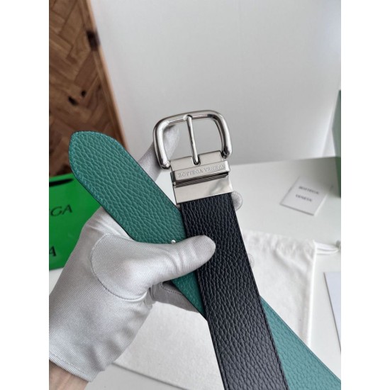 Replica Premium Cintura reversibile in pelle da uomo BV Nero/Blu Imitazione Outlet