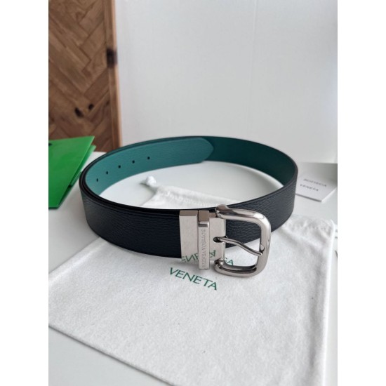 Replica Premium Cintura reversibile in pelle da uomo BV Nero/Blu Imitazione Outlet