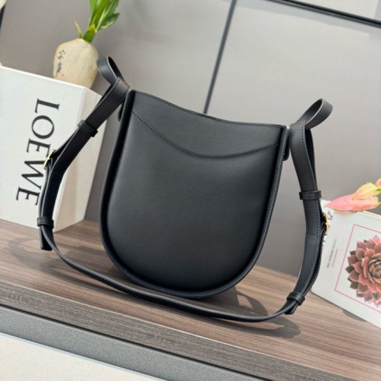 Replica Premium Borsa a tracolla Loewe Hammock Slice nera Imitazione Outlet
