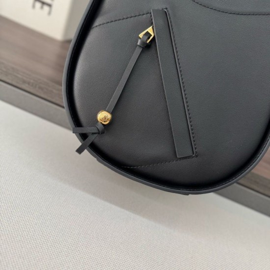 Replica Premium Borsa a tracolla Loewe Hammock Slice nera Imitazione Outlet