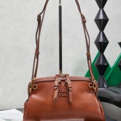 Replica Premium Pochette Miu Miu Honey Caprice con stampa a conchiglia 5BF131 Marrone Imitazione Outlet