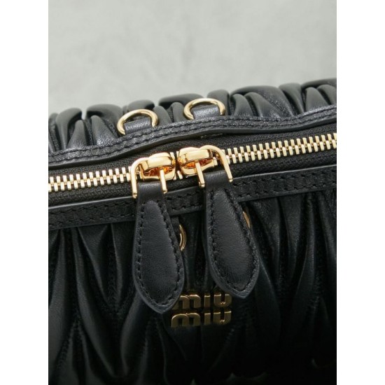 Replica Premium Pochette Miu Miu Caprice trapuntata nappa 5BF130 Nero Imitazione Outlet