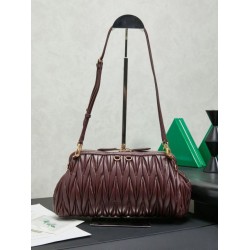 Replica Premium Pochette Miu Miu Caprice trapuntata nappa 5BF130 Borgogna Imitazione Outlet