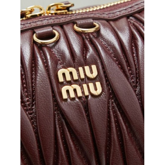 Replica Premium Pochette Miu Miu Caprice trapuntata nappa 5BF130 Borgogna Imitazione Outlet