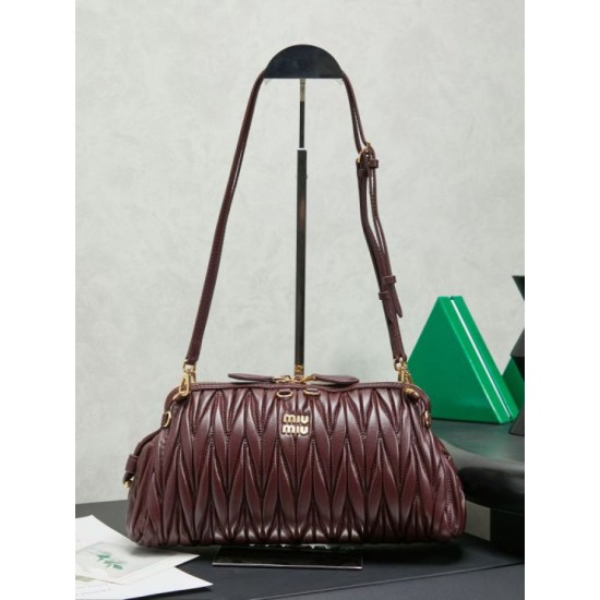 Replica Premium Pochette Miu Miu Caprice trapuntata nappa 5BF130 Borgogna Imitazione Outlet