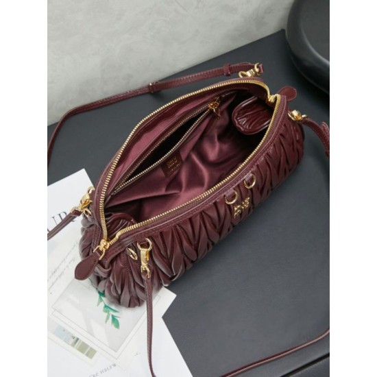 Replica Premium Pochette Miu Miu Caprice trapuntata nappa 5BF130 Borgogna Imitazione Outlet