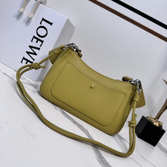 Repliche Borsa a tracolla media Loewe Ola Giallo Falso online Replica Premium Borsa a tracolla media Loewe Ola Giallo Imitazione Outlet