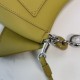 Repliche Borsa a tracolla media Loewe Ola Giallo Falso online Replica Premium Borsa a tracolla media Loewe Ola Giallo Imitazione Outlet