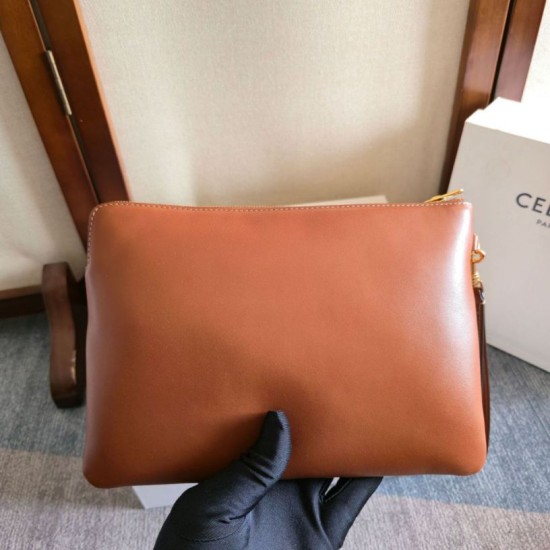Replica Premium Piccola pochette Celine con tracolla pelle di vitello liscia Marrone Imitazione Outlet