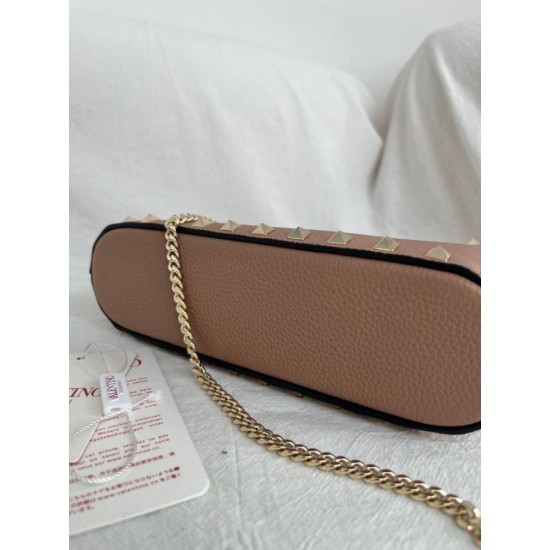 Borsa a tracolla piccola Valentino Garavani Rockstud False Fatte Bene Dupe Replica Borsa a tracolla piccola Valentino Garavani Rockstud Imitazione Outlet Online